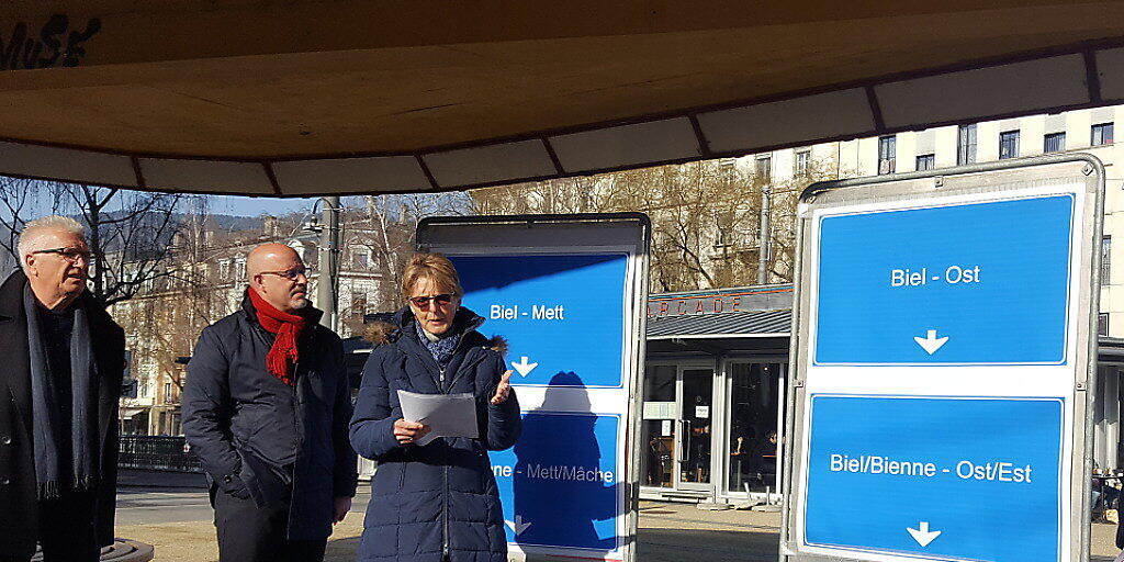 So m&uuml;ssten die Bieler Autobahnschilder nach Auffassung von lokalen Politikern aussehen.