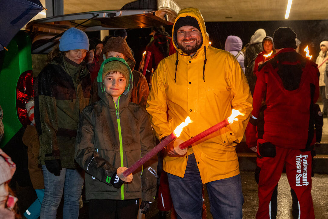 Funken Triesen mit Fackelumzug