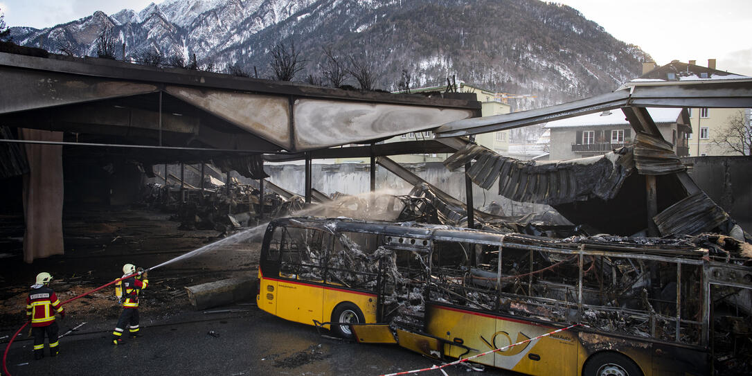 SCHWEIZ BRAND GARAGE POSTAUTO