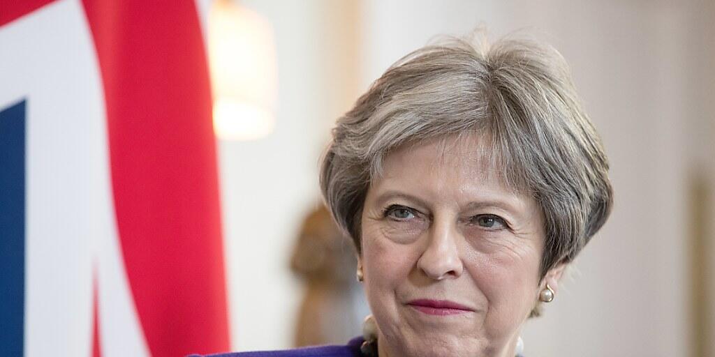 Premierministerin May is not amused: Die Brexit-Verhandlungen stocken - die Frage der inneririschen Grenze bleibt der grosse Zankapfel zwischen London und Brüssel.