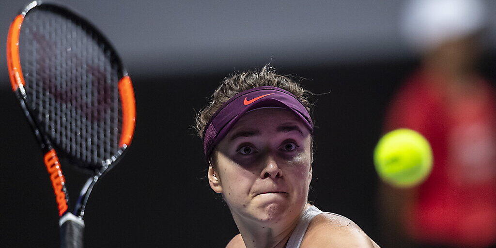 Die Titelverteidigerin Jelina Switolina steht vorzeitig in den Halbfinals Die Titelverteidigerin Jelina Switolina steht vorzeitig in den Halbfinals