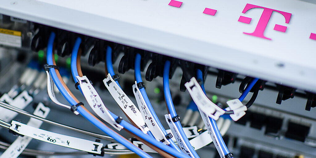 Die Deutsche Telekom hat den Einfluss der Coronakrise nur sehr begrenzt zu spüren bekommen. (Archivbild)