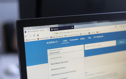 Der Schweizer Wirtschaft hat trotz negativer Konjunktursignale auch im zweiten Quartal wieder mehr neue Jobs geschaffen. (Archiv)