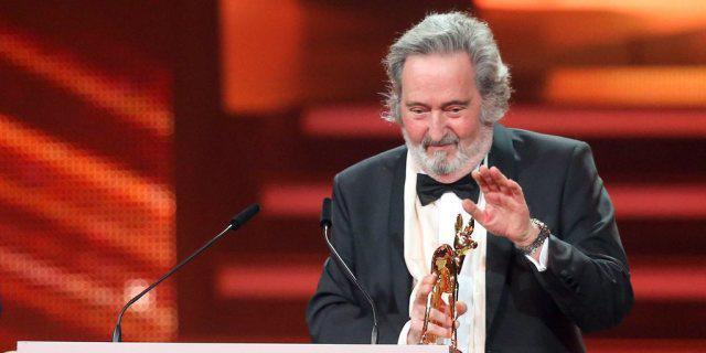 Regisseur Helmut Dietl erhält 2014 den Bambi für sein Lebenswerk Regisseur Helmut Dietl erhält 2014 den Bambi für sein Lebenswerk