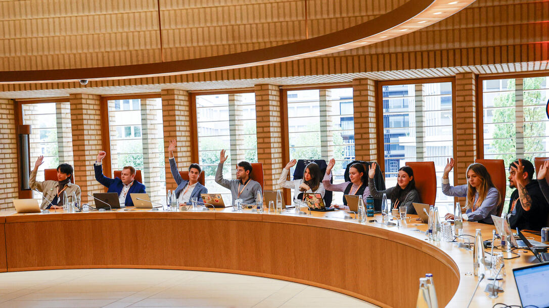 10. Jugendsession im Liechtensteiner Landtag.