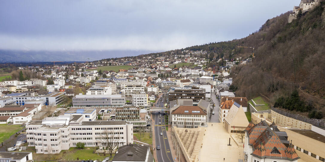 DROHNE STÄDTLE VADUZ