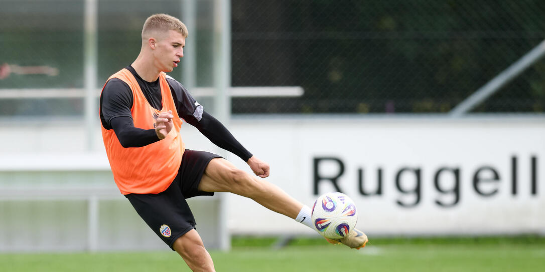 Mit einem Profivertag bis 2027 plant der FC Vaduz langfristig mit Alessio Hasler.