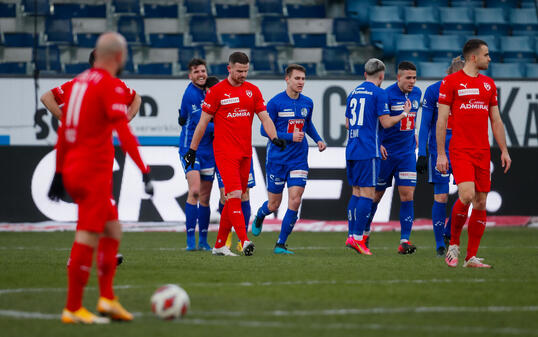 Schweiz Fussball Super-League FC Luzern - FC Vaduz