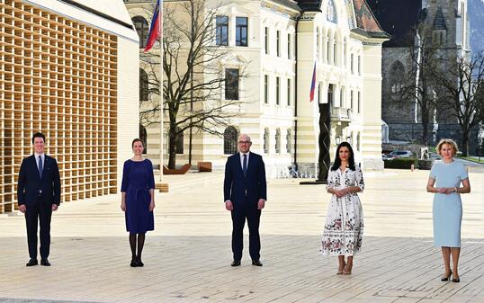 Gruppenbild Regierung