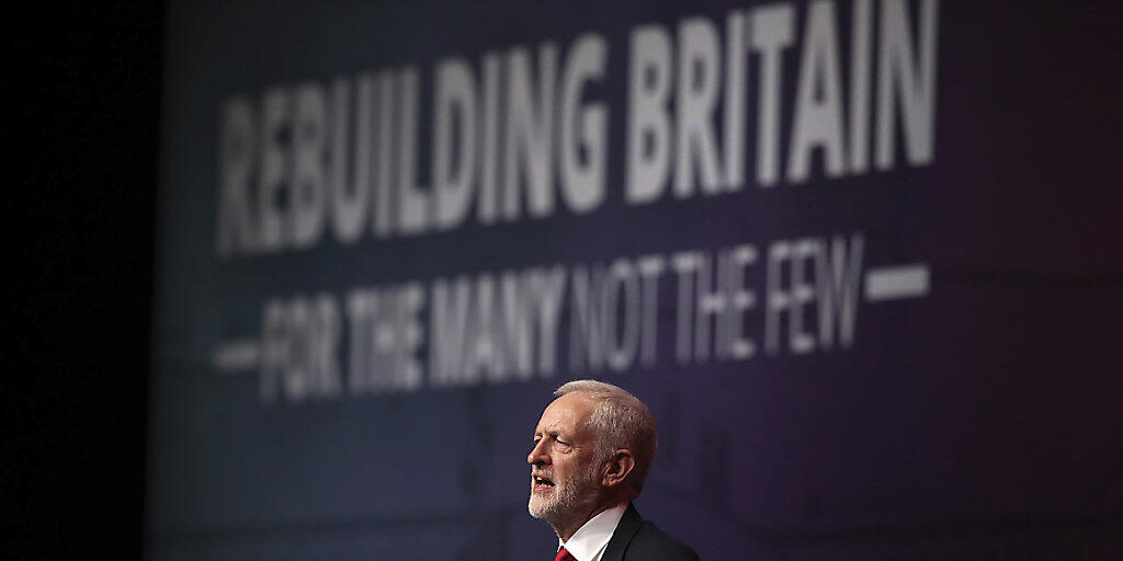 Der britische Oppositionsführer Jeremy Corbyn umschiffte in seiner Grundsatzrede am Labour-Parteitag das Thema eines möglichen zweiten Brexit-Referendums.