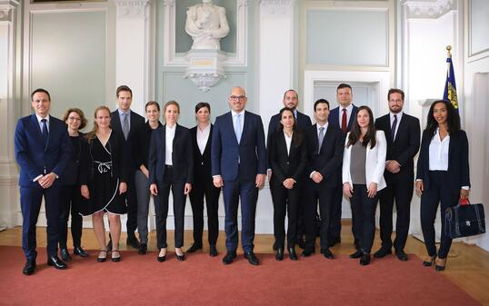 Besuch der Stagiaires des schweizerischen diplomatischen Dienste