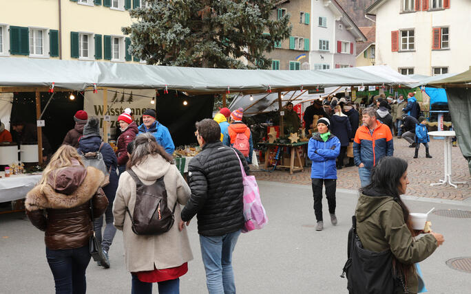 Weihnachtsmarkt in Mels