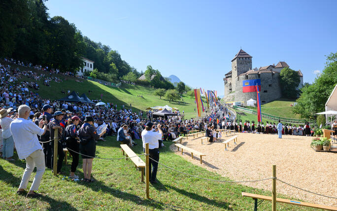 Staatsfeiertag 2026: Staatsakt auf der Schlosswiese (15.08.2026)