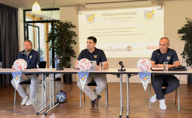 Die USV informierte mit Trainer Patrick Winkler (v. l.), Pr&auml;sident Mathias Speiser und Sportchef Agim Zeqiri &uuml;ber die angespannten Monate und der zuk&uuml;nftigen Ausrichtung des Vereins f&uuml;r die kommende Spielzeit.