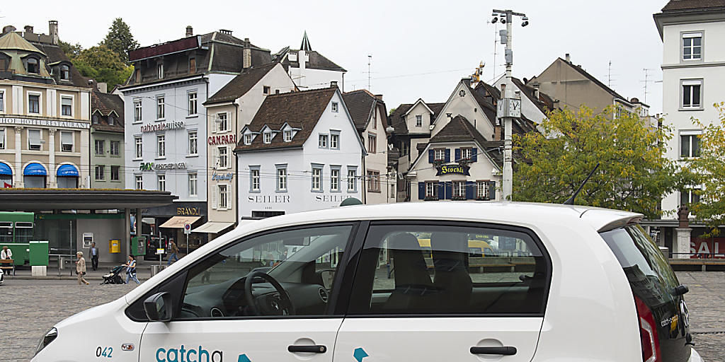 Das Angebot von Catch a Car ist neu in die SBB-Reiseplaner-App integriert - gilt aber bis anhin nur für Basel und Genf, weil die Mobilitiy-Tochter nur in diesen beiden Städten aktiv ist. (Archiv)