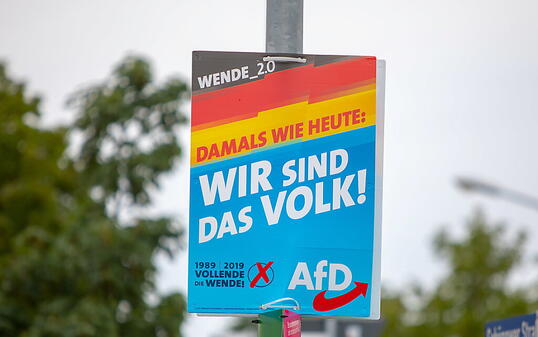 Die Wahlplakate der AfD sorgen einmal mehr für einen Aufruhr in der deutschen Politik. (Archivbild)