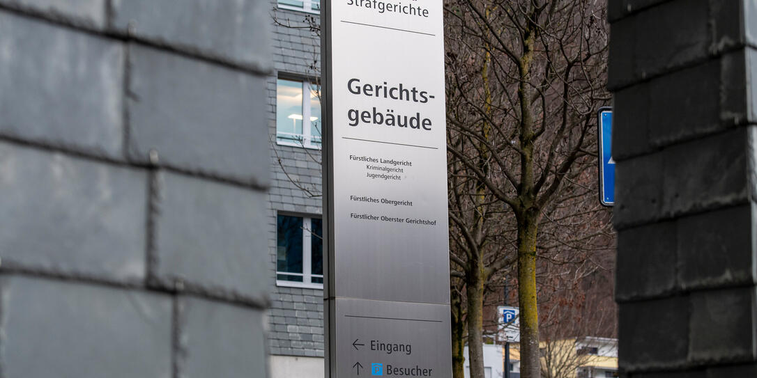 20230105 Symbolfoto - Zivil - und Strafgericht - Vaduz - Gericht - Spaniagasse 1 - Aussenansicht -
