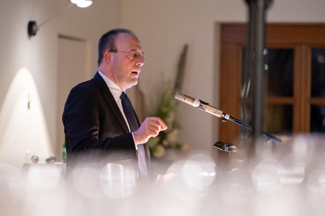 Vernon Smith Prize (19.02.2024)