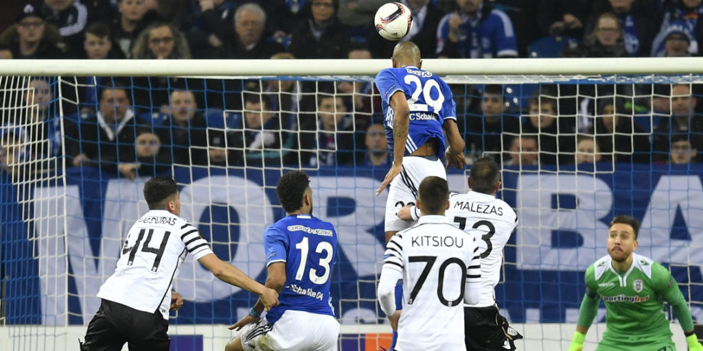 Nach dem klaren 3:0 im Hinspiel kam Schalke zuhause gegen PAOK Saloniki nur zu einem 1:1 Nach dem klaren 3:0 im Hinspiel kam Schalke zuhause gegen PAOK Saloniki nur zu einem 1:1