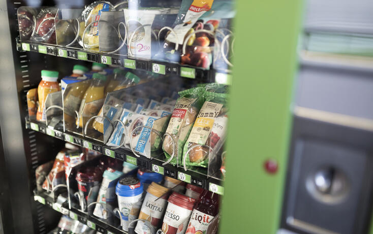 VERKAUFSAUTOMAT, VERKAUFSAUTOMATEN, SELECTA AUTOMAT, SELECTA-AUTOMAT, SELECTA-AUTOMATEN, SELECTA AUTOMATEN, SNACKAUTOMAT, SNACKAUTOMATEN, VERPFLEGUNG, AUTOMAT, AUTOMATEN, ZWISCHENVERPFLEGUNG, IMBISS, SELECTA MANAGEMENT AG, AUTOMATENBETREIBER, VERPFLEGUNGSA