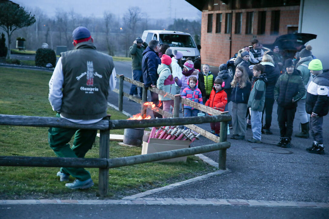 Fackel- und Lampionzug in Gamprin (08.03.2025)