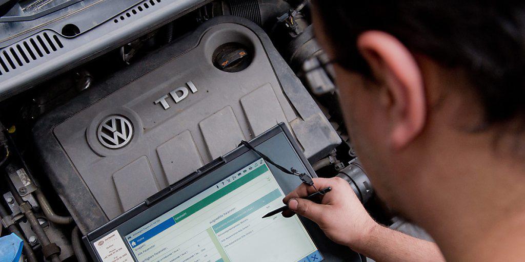 Nicht zukunftstauglich: Wegen den ständig steigenden Abgasmotoren will VW kein Geld mehr in die Weiterentwicklung der Dieselmotoren stecken. (Archivbild)