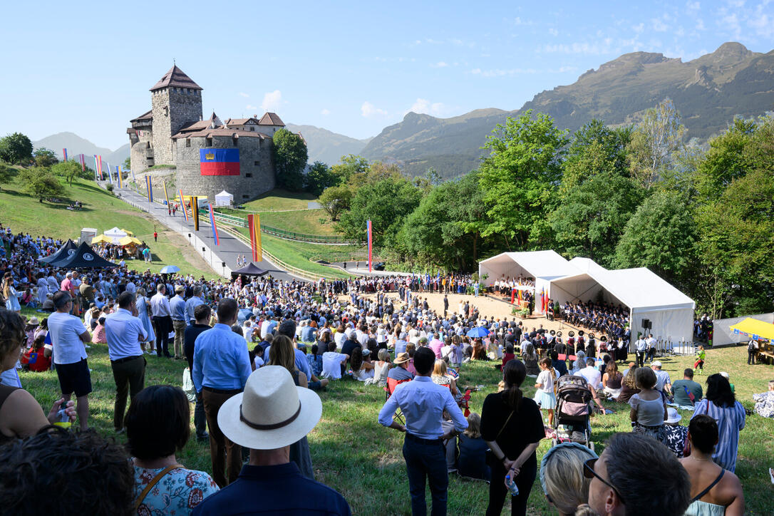 Staatsfeiertag 2026: Staatsakt auf der Schlosswiese (15.08.2026)