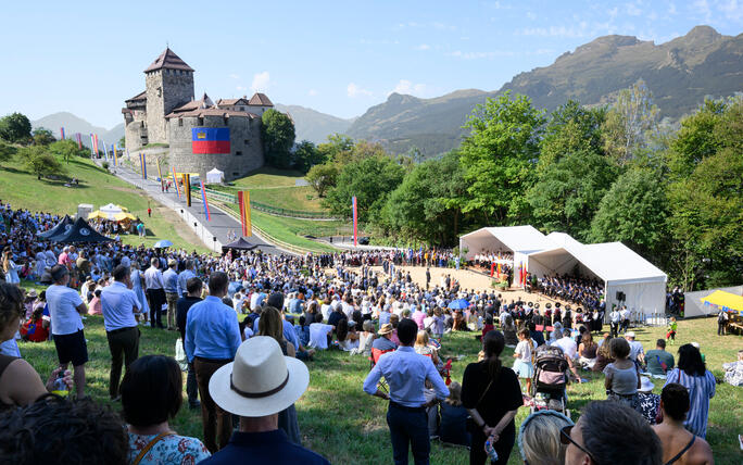 Staatsfeiertag 2026: Staatsakt auf der Schlosswiese (15.08.2026)