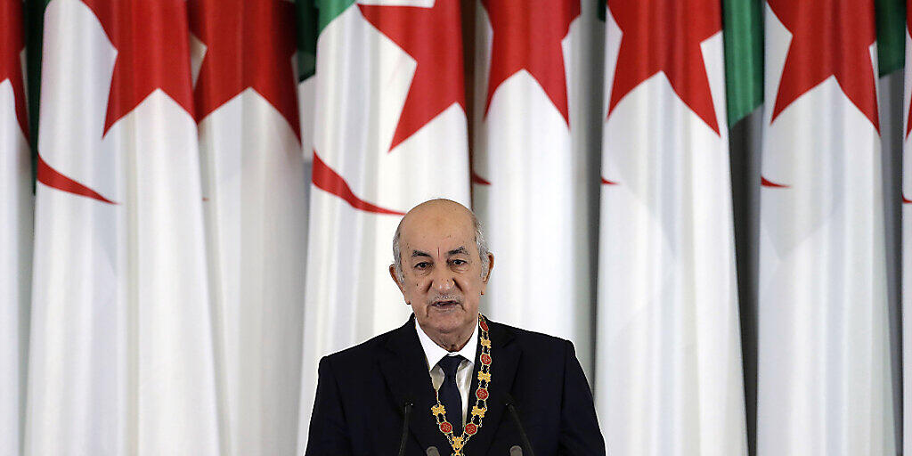 ARCHIV - Algeriens Präsident Abdelmadjid Tebboune auf einem Archivfoto aus dem Jahr 2019. Foto: Toufik Doudou/AP/dpa ARCHIV - Algeriens Präsident Abdelmadjid Tebboune auf einem Archivfoto aus dem Jahr 2019. Foto: Toufik Doudou/AP/dpa
