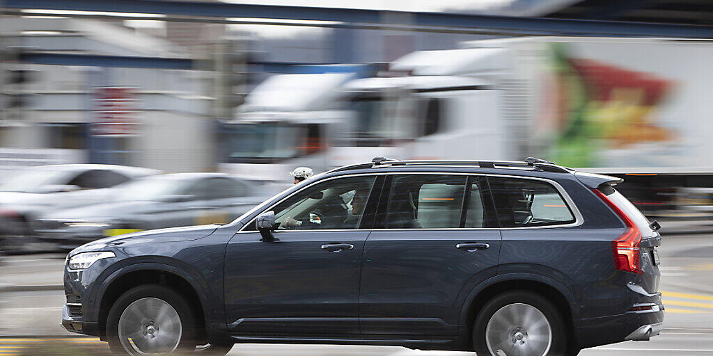 Eine starke Nachfrage nach seinen "Stadt-Geländewagen" hat Volvo ein gutes drittes Quartal beschert. (Archivbild)