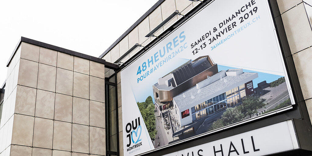 Das Kongresszentrum in Montreux erfüllt die heutigen Brandschutzvorschriften nicht mehr. Es muss renoviert werden. Nach dem knappen Nein der Stimmbevölkerung zum Kredit sind zahlreiche Beschwerden eingereicht worden.
