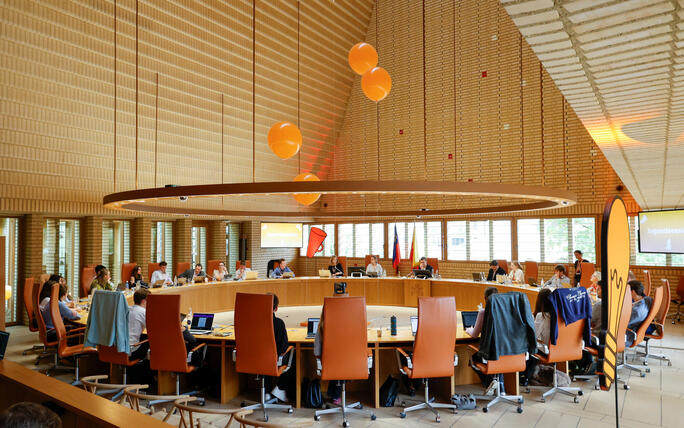 10. Jugendsession im Liechtensteiner Landtag.