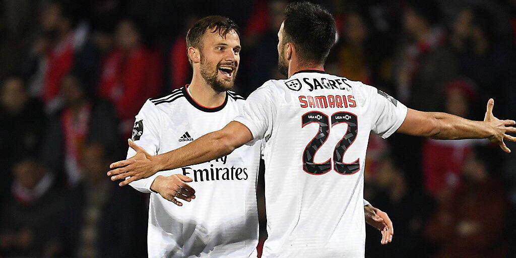 Haris Seferovic freut sich über seinen nächsten Treffer im Trikot von Benfica Lissabon
