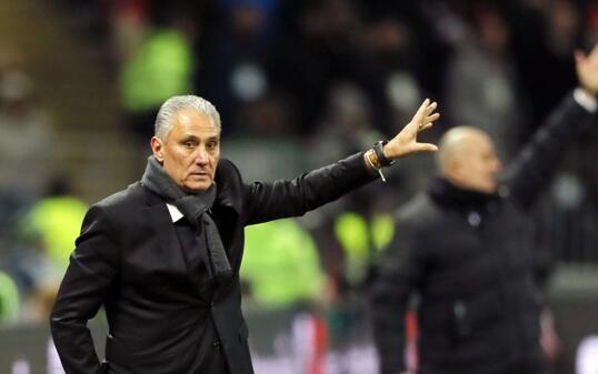 Brasilien-Coach Tite muss im Spiel gegen Russland nur Details korrigieren
