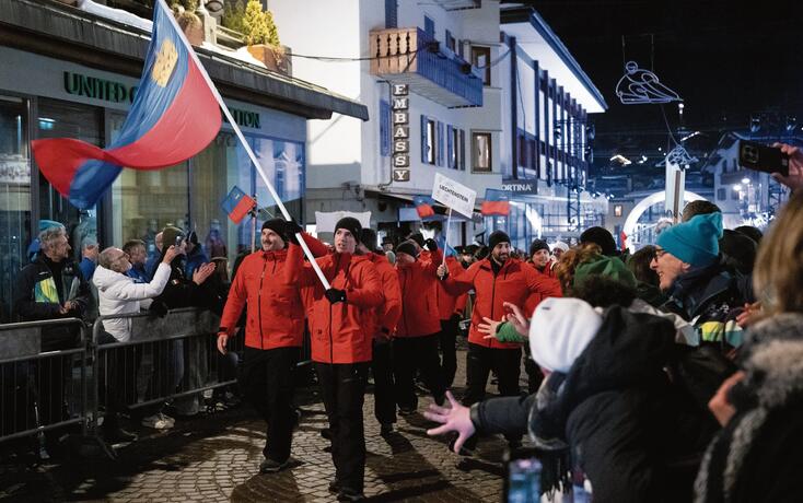 Bei der Er&ouml;ffnungsfeier der Olympischen Winterspiele 2026 in Cortina d&rsquo;Ampezzo wussten die Athleten noch nichts vom finanziellen Zustupf.