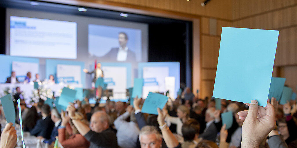 H&ouml;heres Rentenalter und tiefere Renten in der zweiten S&auml;ule: Die Delegierten der FDP beschlossen am Samstag in Flawil eine Resolution zur Altersvorsorge.