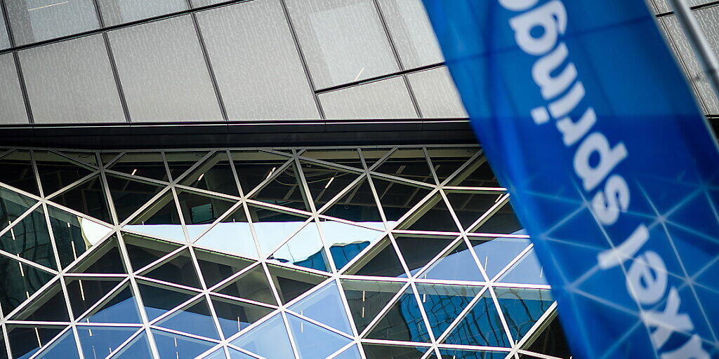 Axel Springer soll weg von der Börse. Im Bild: Das neue Springer-Gebäude von Architekt Rem Kolhaas. (Archivbild) Axel Springer soll weg von der Börse. Im Bild: Das neue Springer-Gebäude von Architekt Rem Kolhaas. (Archivbild)