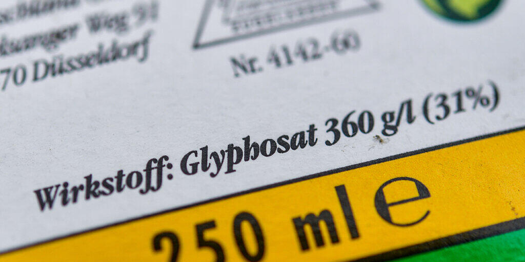 Der Bayer-Konzern sieht sich wegen Glyphosat immer wieder in der Kritik (Symbolbild).
