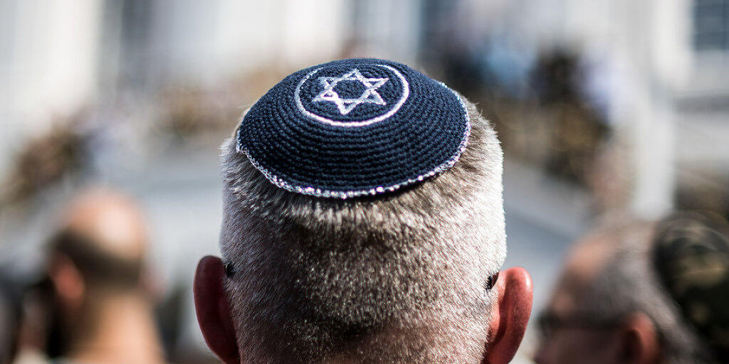 Die Zahl antisemitischer Handlungen in der Romandie ist 2018 gestiegen. Immer öfter werden die sozialen Netzwerke für Beleidigungen genutzt. (Symbolbild)