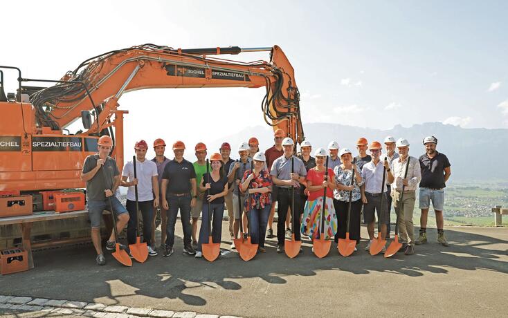Spatenstich für das neue Gasthaus in Planken
