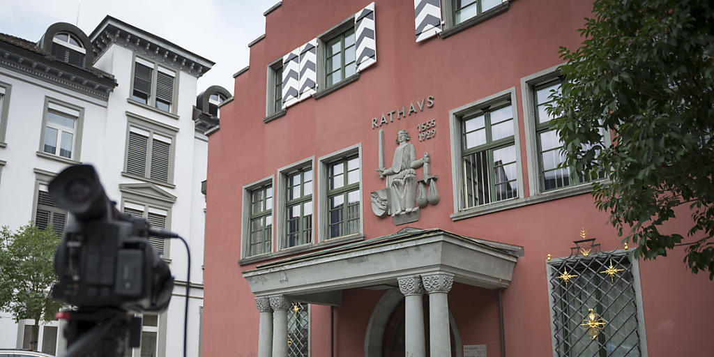 Das Kreisgericht Rheintal verurteilte den vierfachen Familienvater nach der Verhandlung im Rathaus in Rheineck.
(KEYSTONE/Gian Ehrenzeller)
