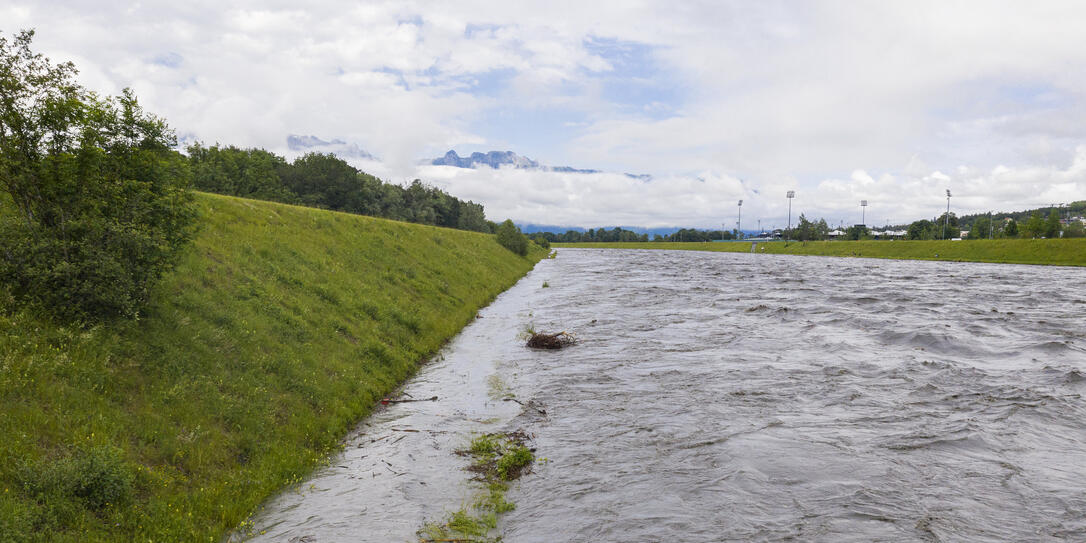 Hochwasser Rhein in Vaduz