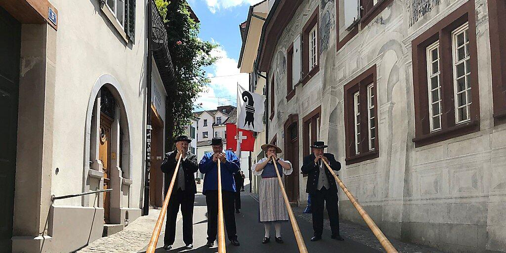 Schon einmal schallen Alphornklänge durch Basel: Die Stadt ist für das Eidgenössische Jodlerfest parat.