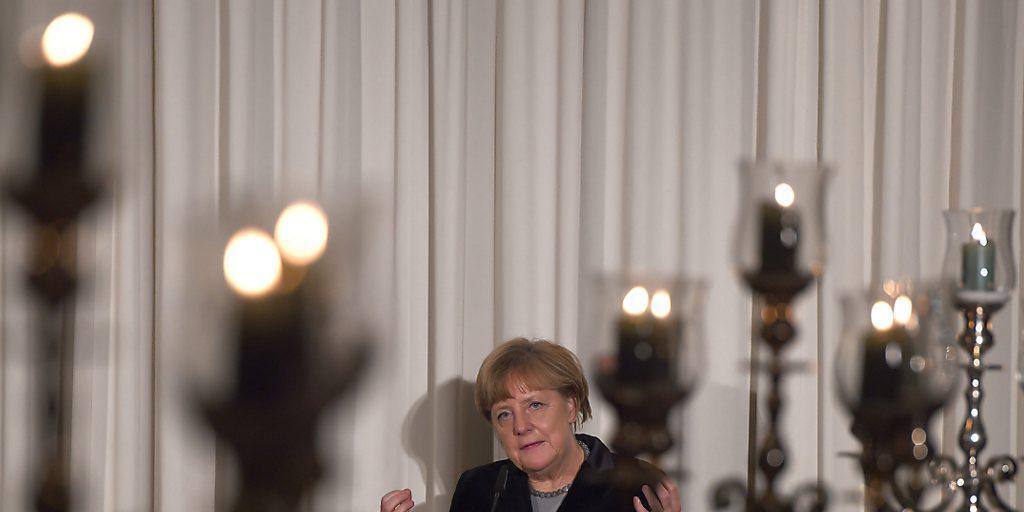 "Solche Schwächen": Merkel spricht vor dem Düsseldorfer Industrieclub über das Dublin-Abkommen.