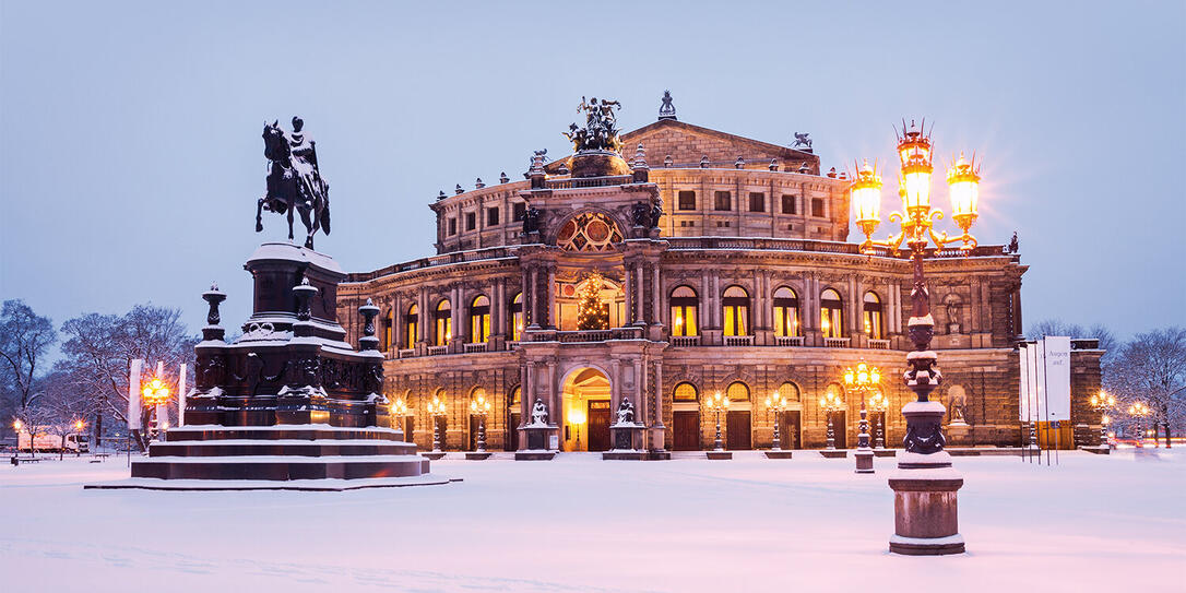 Semperoper in the winter time