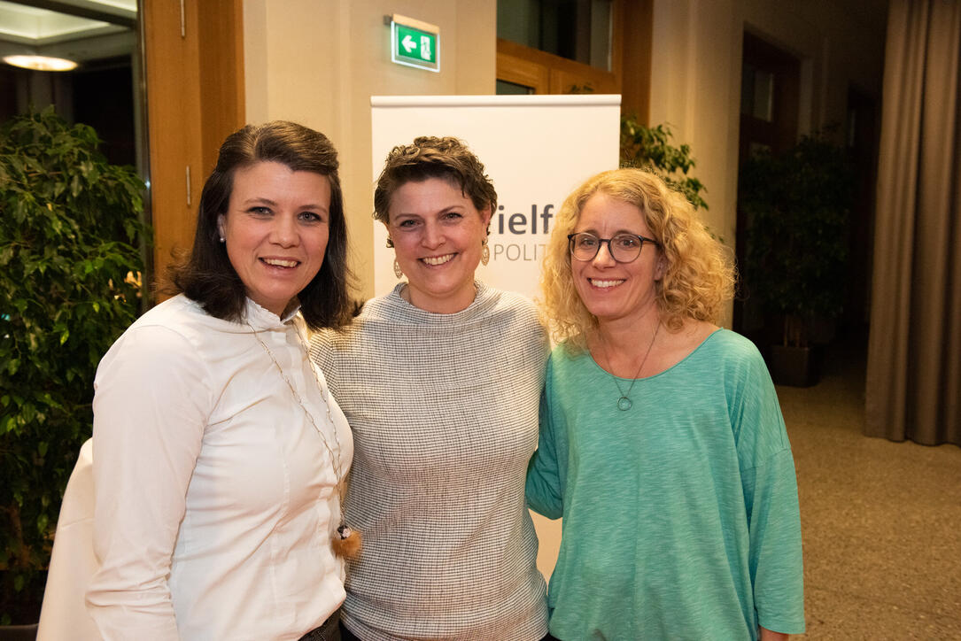 Parteiübergreifender Frauen-Apéro im SAL in Schaan