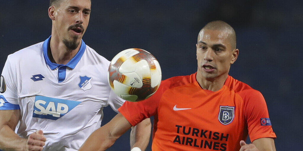 Gökhan Inler (rechts) wurde unlängst zum zweiten Mal türkischer Meister Gökhan Inler (rechts) wurde unlängst zum zweiten Mal türkischer Meister