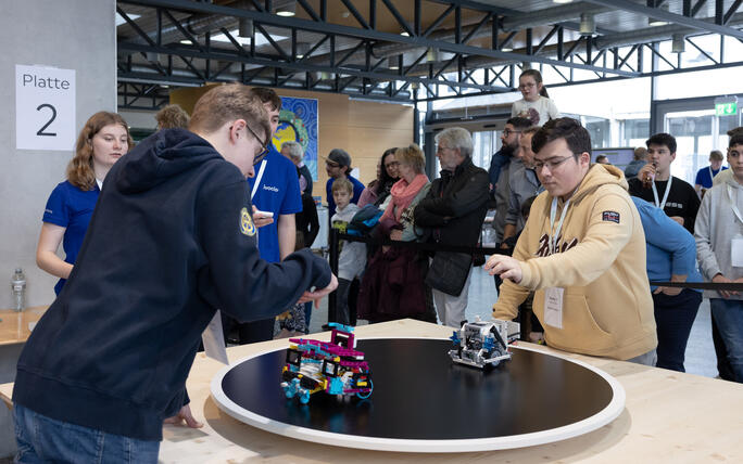 Robo-League bei der Ivoclar in Schaan