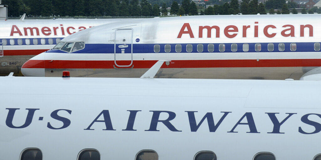 Das US-Finanzministerium hat sich mit amerikanischen Airlines auf die genauen Modalitäten für den Erhalt von Coronavirus-Hilfsgeldern vom Staat verständigt. (Symbolbild)