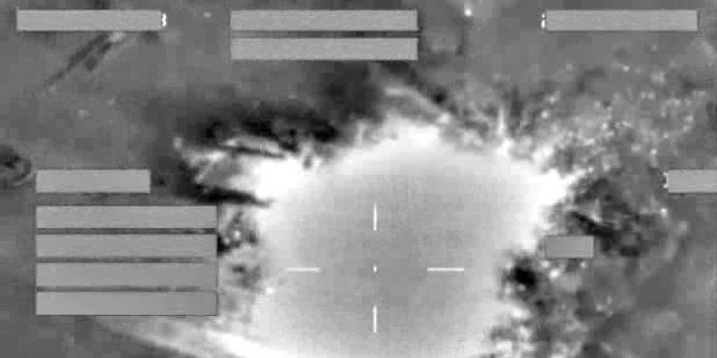 Luftaufnahmen sollen zeigen, wie ein IS-Geldlager in Mossul zerst&ouml;rt wird. (Symbolbild)